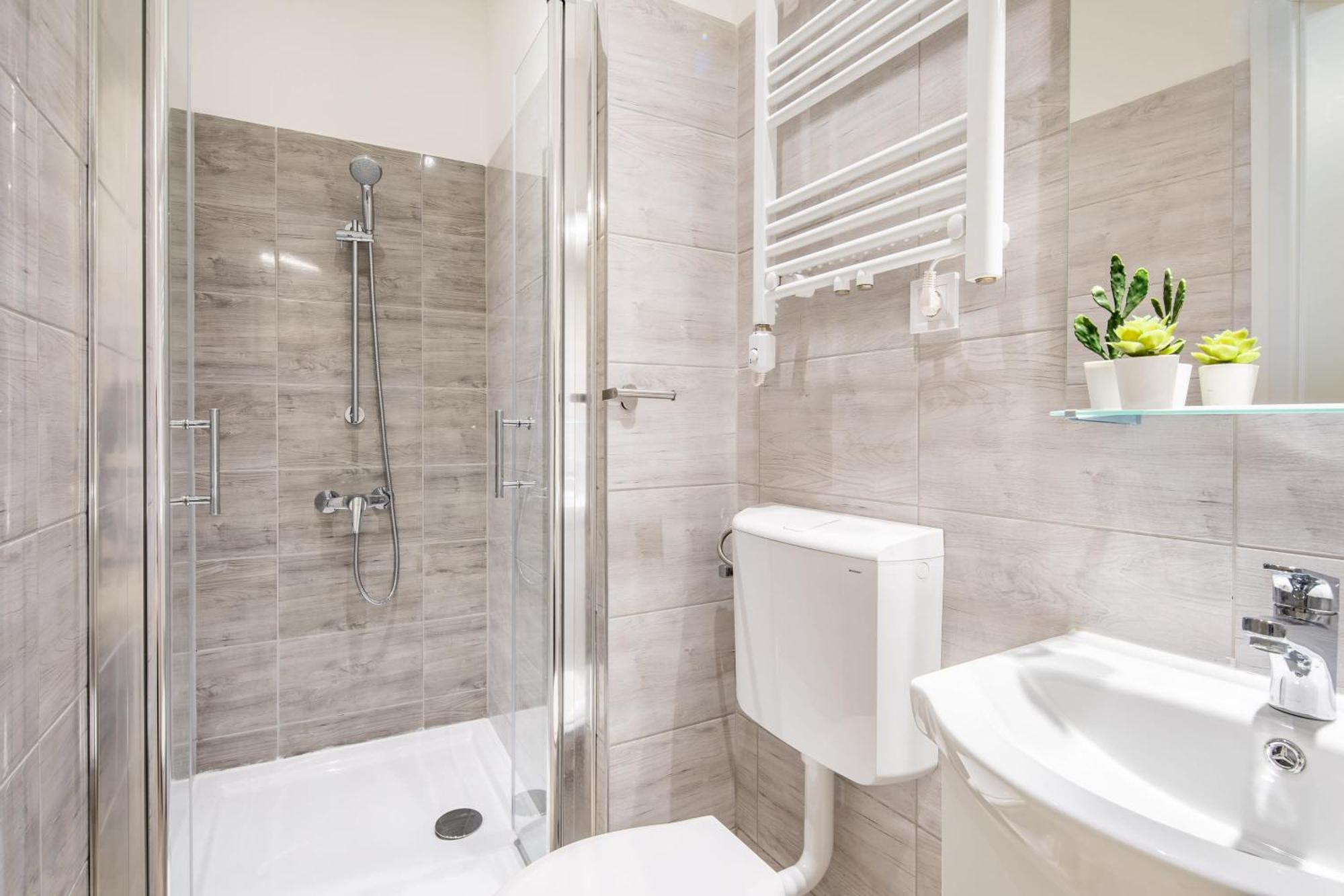 Very Central - Small Studio For Solo Traveller Budapest Ngoại thất bức ảnh